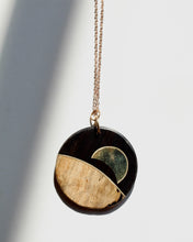 Load image into Gallery viewer, Pendant: Earthset