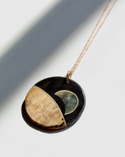 Load image into Gallery viewer, Pendant: Earthset
