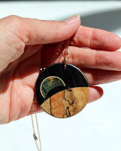 Load image into Gallery viewer, Pendant: Earthset