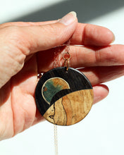 Load image into Gallery viewer, Pendant: Earthset
