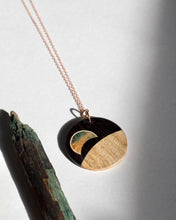 Load image into Gallery viewer, Pendant: Earthset
