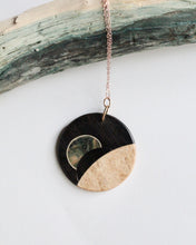 Load image into Gallery viewer, Pendant: Earthset