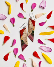 Load image into Gallery viewer, Spalted Rainbow