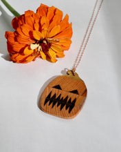Load image into Gallery viewer, Pendant: Jack-O-Lantern