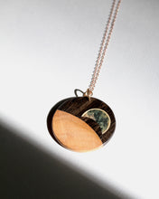 Load image into Gallery viewer, Pendant: Earthset