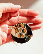 Load image into Gallery viewer, Pendant: Sweeping Diamond