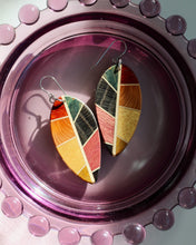 Load image into Gallery viewer, Rainbow Leaf