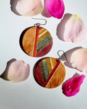 Load image into Gallery viewer, Swirling Rainbow
