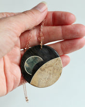 Load image into Gallery viewer, Pendant: Earthset
