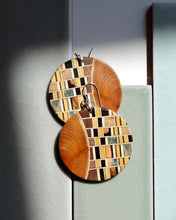Load image into Gallery viewer, Kiss of Klimt
