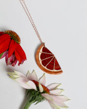 Load image into Gallery viewer, Pendant: Citrus Slices - Grapefruit
