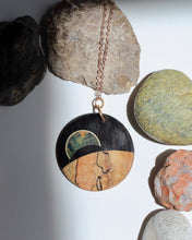 Load image into Gallery viewer, Pendant: Earthset
