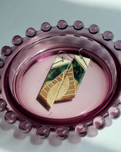 Load image into Gallery viewer, Abstract Sapphire
