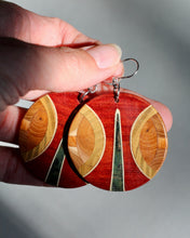 Load image into Gallery viewer, Woven Yew
