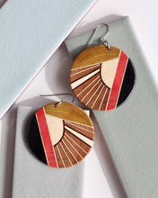 Load image into Gallery viewer, Radiant Gradient
