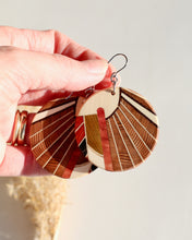 Load image into Gallery viewer, Radiant Gradient
