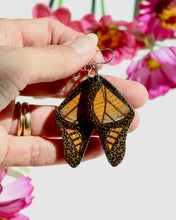 Load image into Gallery viewer, Monarch Wing
