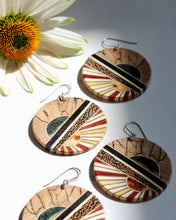 Load image into Gallery viewer, Spalted Sunburst
