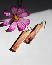 Load image into Gallery viewer, Slender Woodgrain
