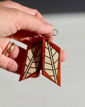 Load image into Gallery viewer, Cubed Leaf
