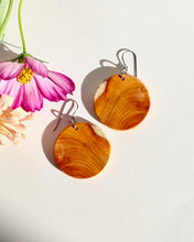 Load image into Gallery viewer, Swirling Yew 1.5"
