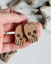 Load image into Gallery viewer, Lil' Skulls
