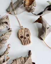 Load image into Gallery viewer, Pendant: Lil' Skulls

