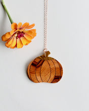 Load image into Gallery viewer, Pendant: Pumpkins
