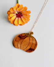 Load image into Gallery viewer, Pendant: Pumpkins
