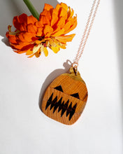 Load image into Gallery viewer, Pendant: Jack-O-Lantern
